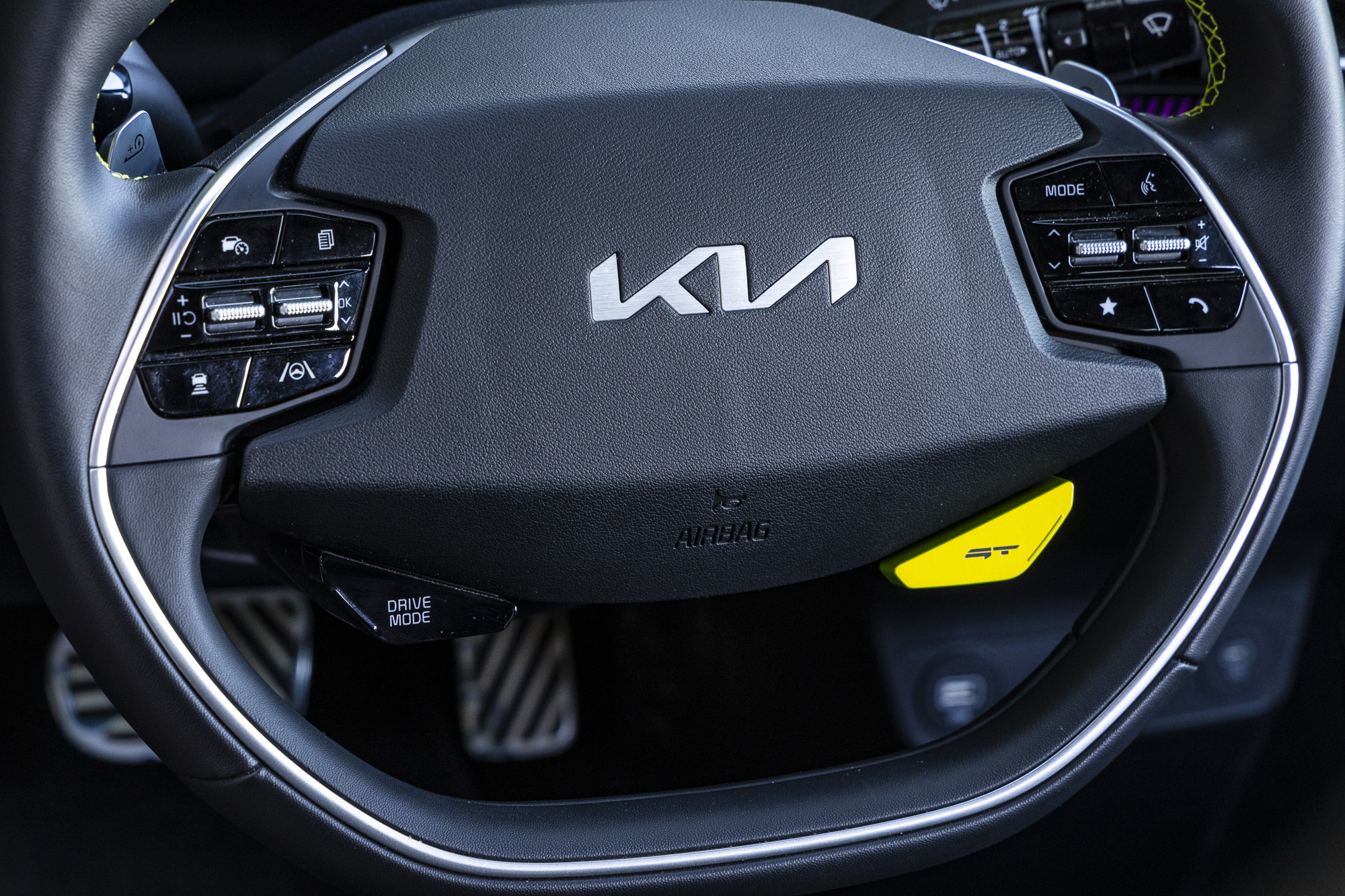 Test drive: Kia EV6 GT, Photo © DRIVE Media Group/Thanassis Koutsogiannis