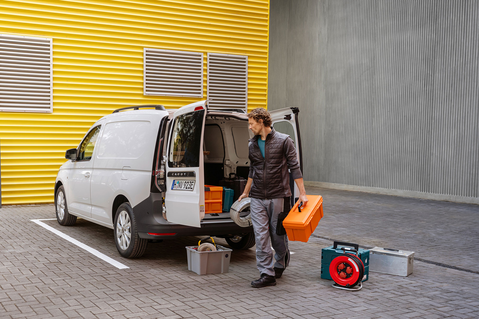 Volkswagen Caddy Van