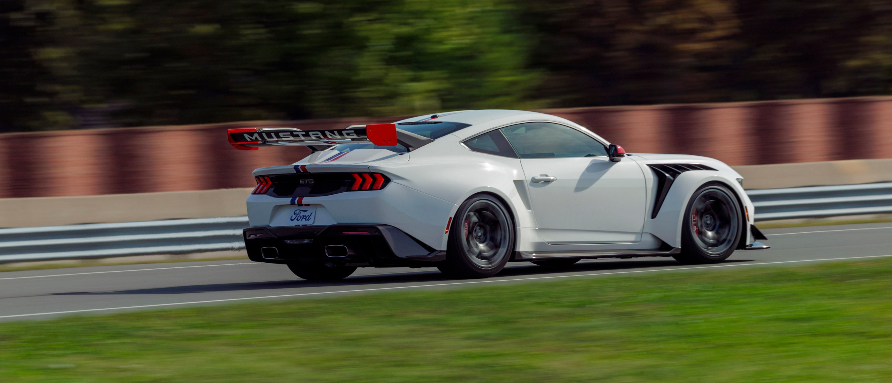 Ford Mustang GTD Spirit of America