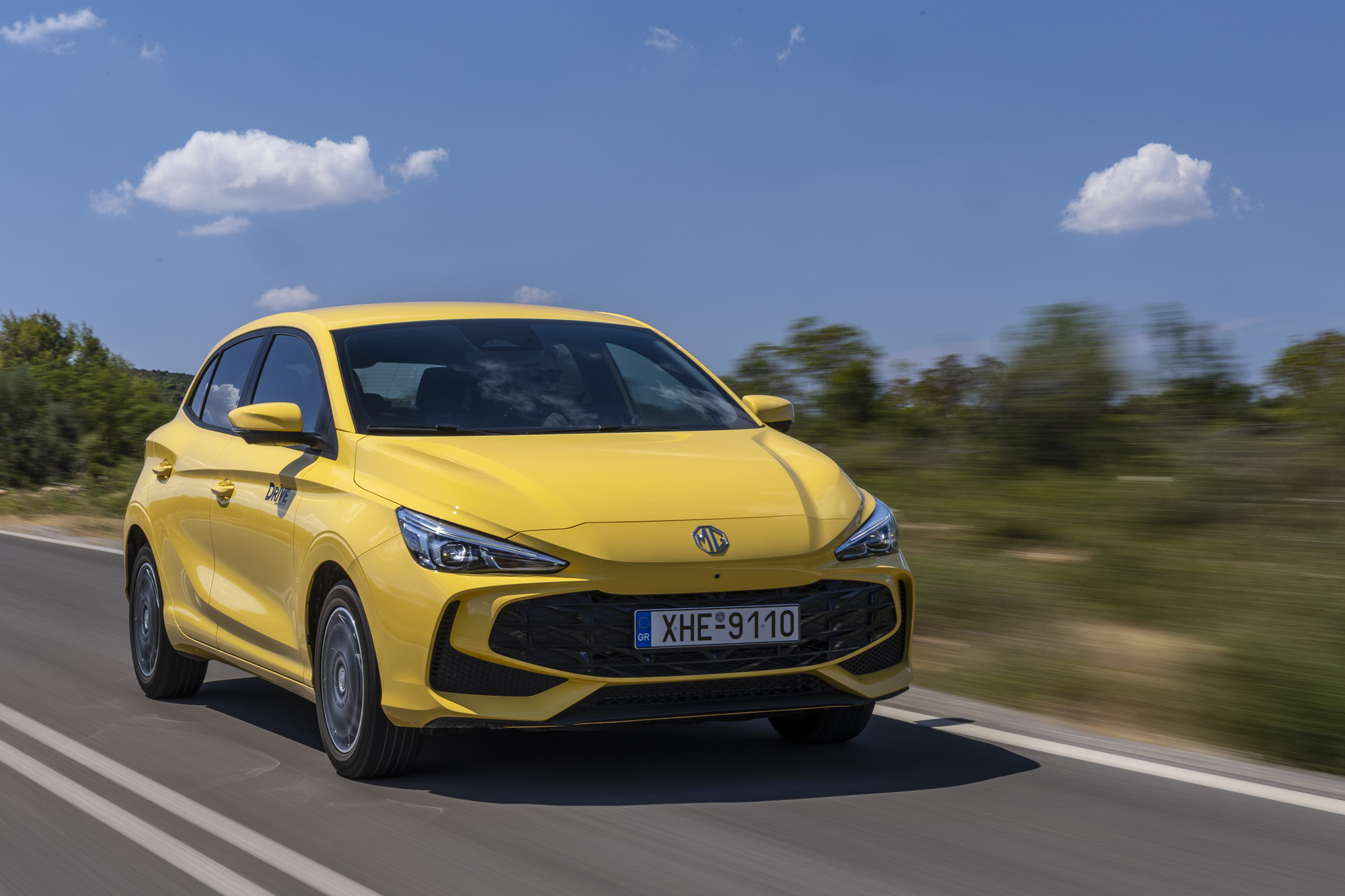 MG3 Hybrid+ vs Renault Clio E-Tech