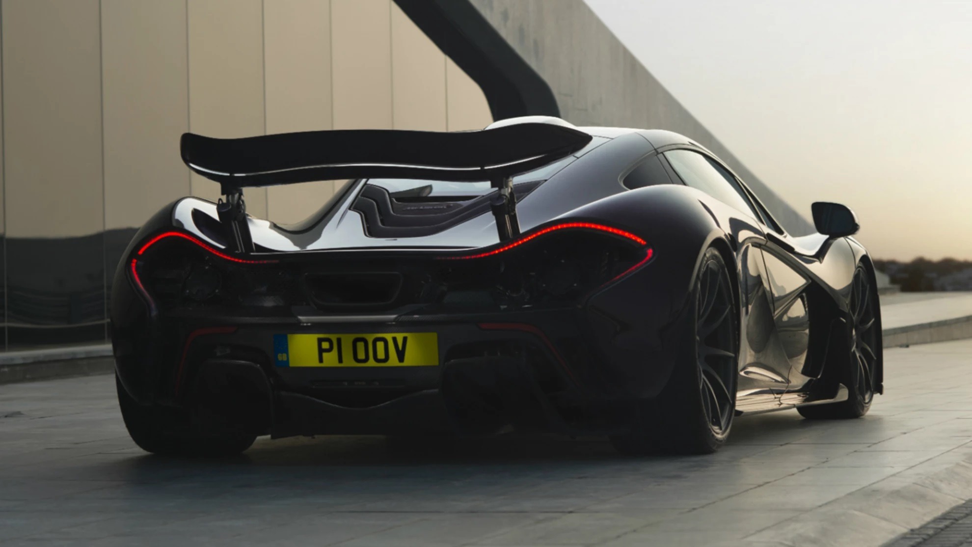 McLaren P1