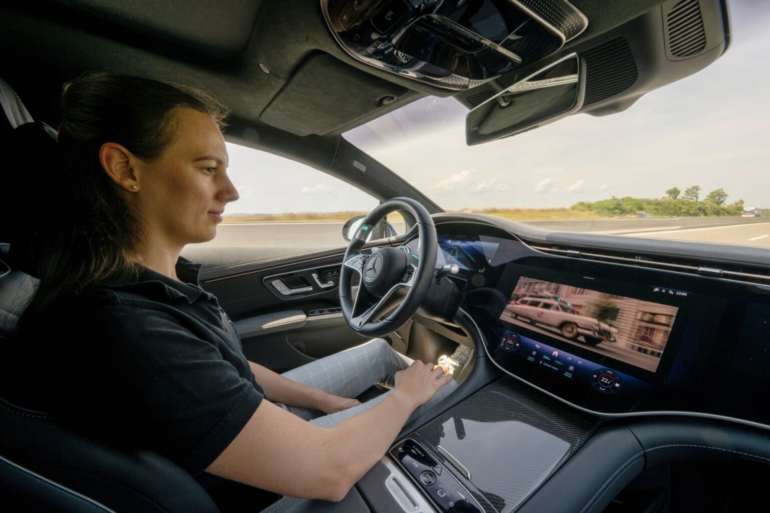 Mercedes-Benz autonomous driving