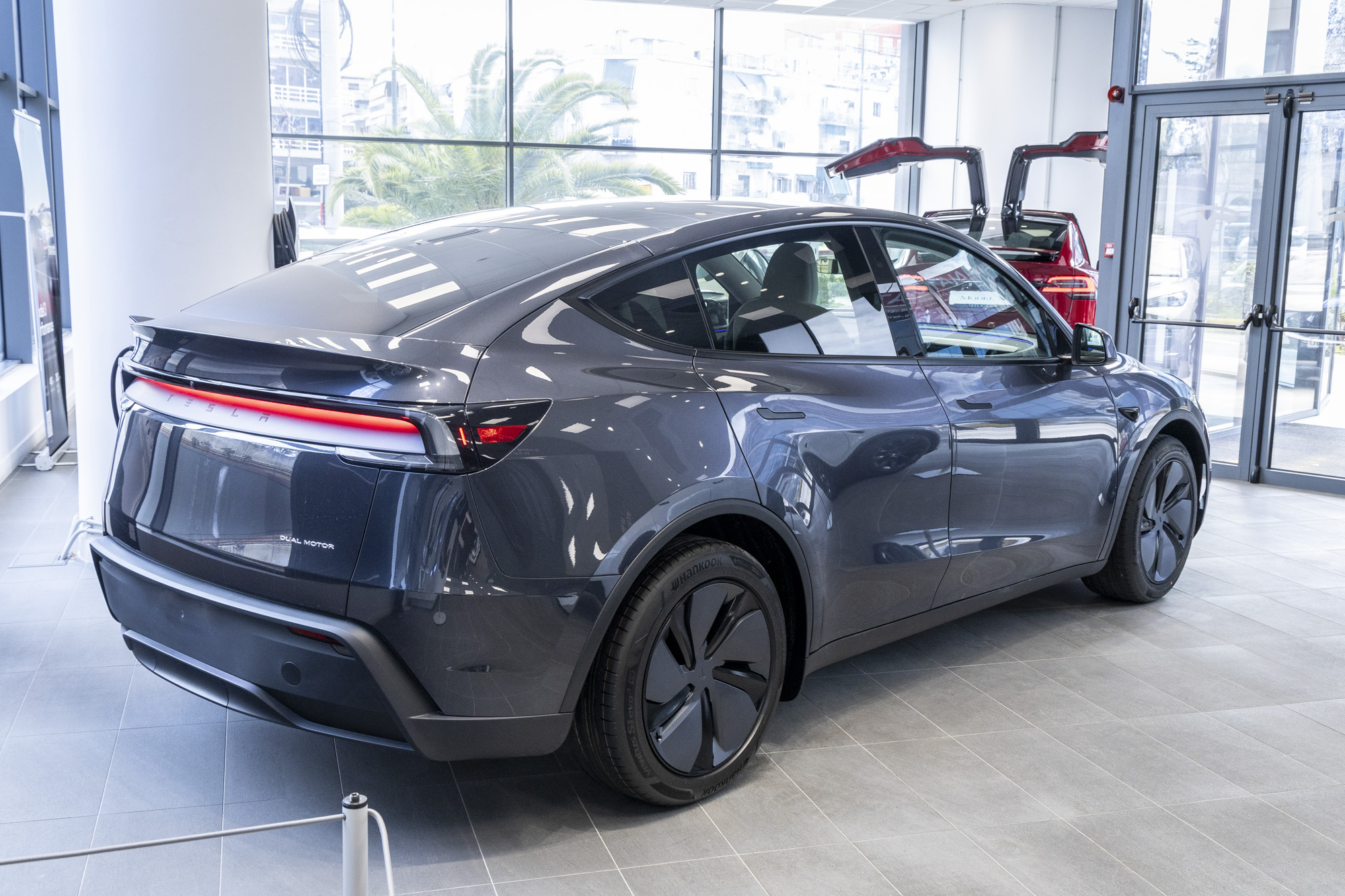 Preview: Tesla Model Y Long Range, Launch Series Photo © DRIVE Media GroupThanassis Koutsogiannis