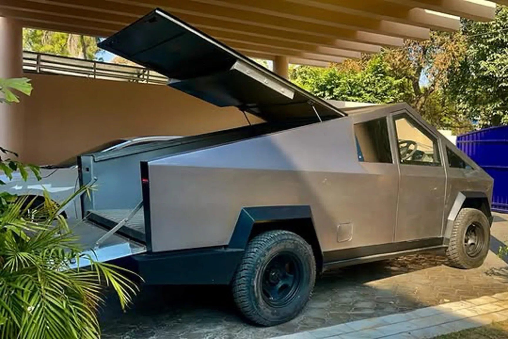 Tesla Cybertruck