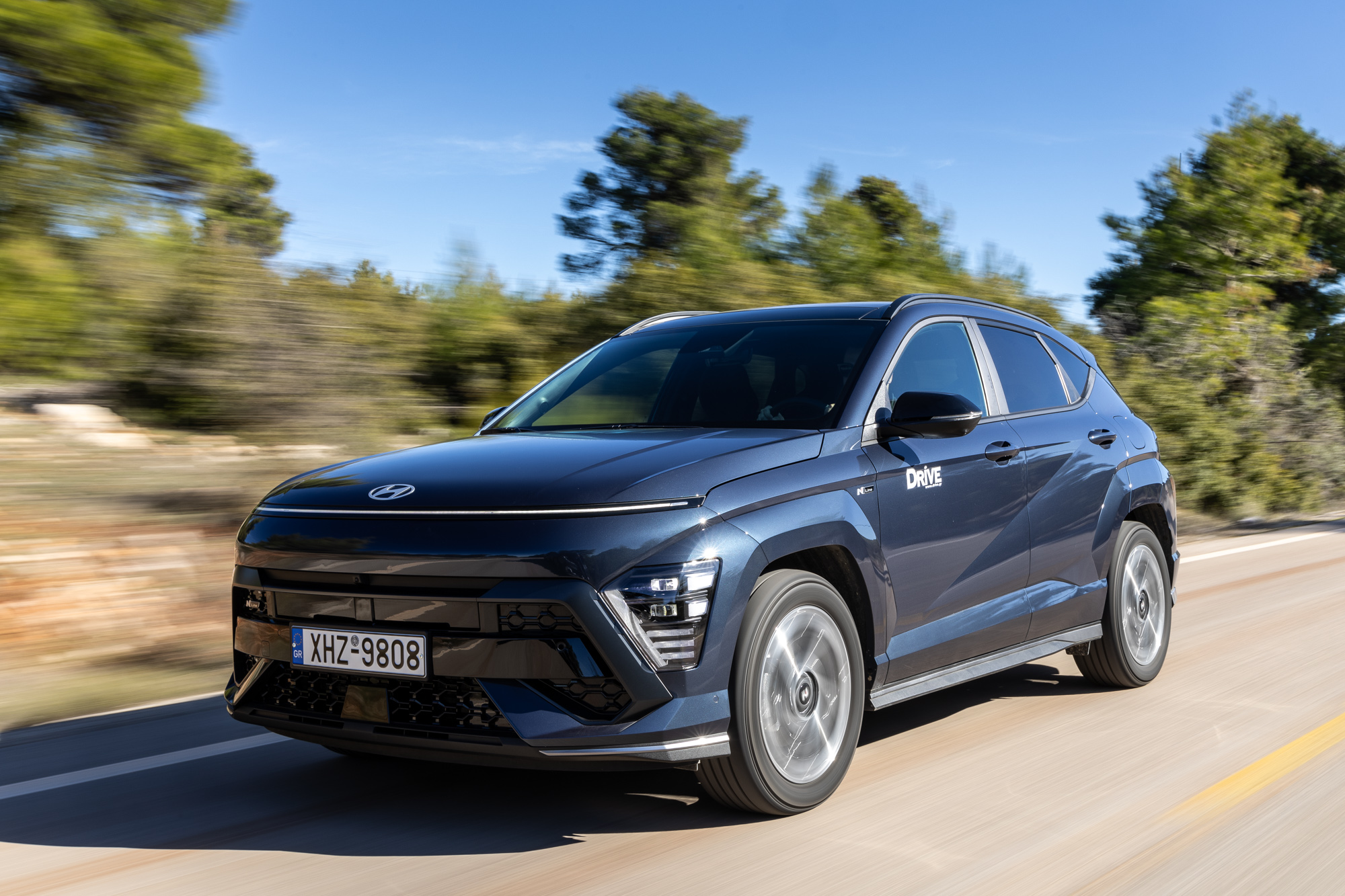 Test drive: MG ZS Max Hybrid+ vs Hyundai Kona 1.6 Hybrid/Photo © DRIVE Media Group/Thanassis Koutsogiannis