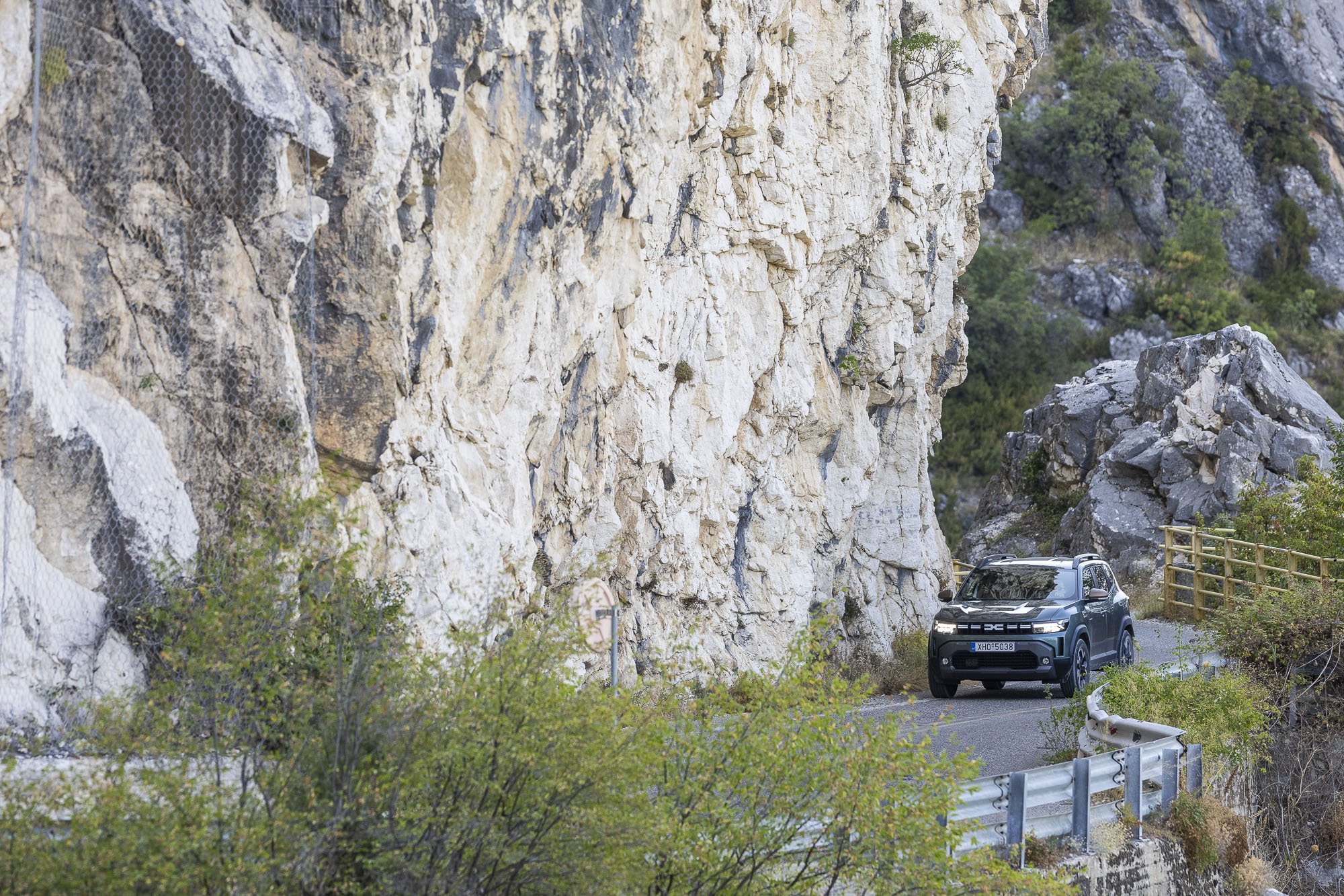 Test drive: Dacia Duster Eco-G 100, Photo DRIVE Media Group/Thanassis Koutsogiannis