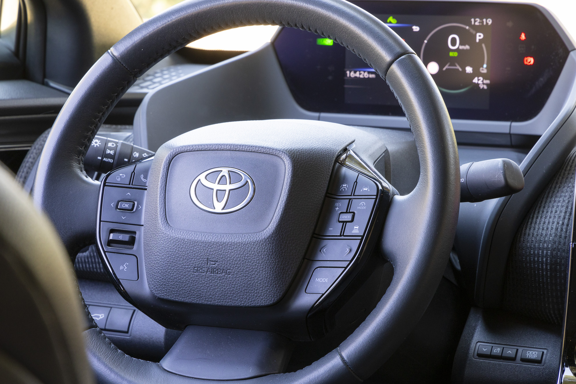 Test drive: Toyota bZ4X 4x4, Photo © DRIVE Media Group/Thanassis Koutsogiannis
