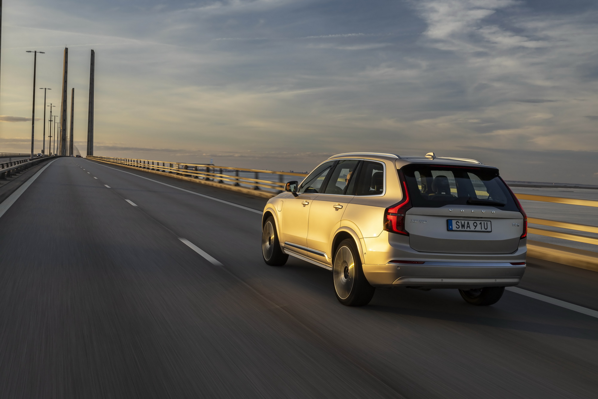 Test drive: Volvo XC90 T8 AWD @ Danmark-Sweden, Photo © Volvo Cars