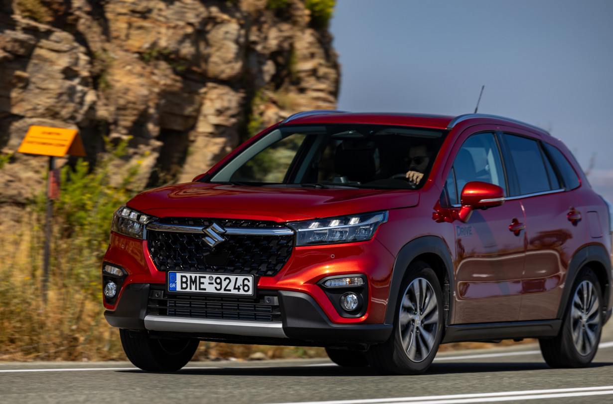 Test drive: Suzuki S-Cross 1.4 Hybrid AllGrip, Photo © DRIVE Media Group/Thanasis Koutsogiannis
