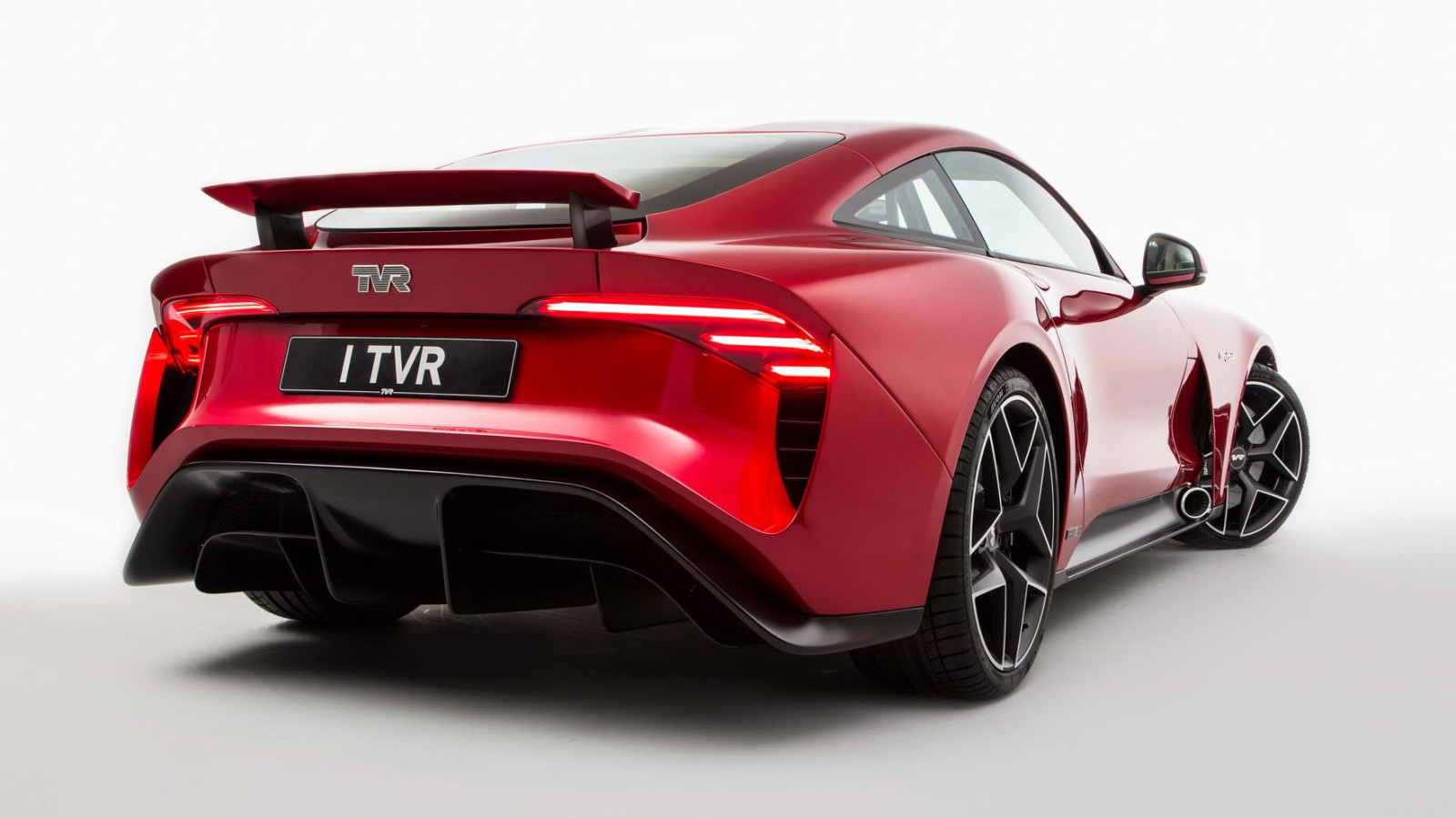 Έρχεται ηλεκτρικό TVR Griffith το 2024 | Drive