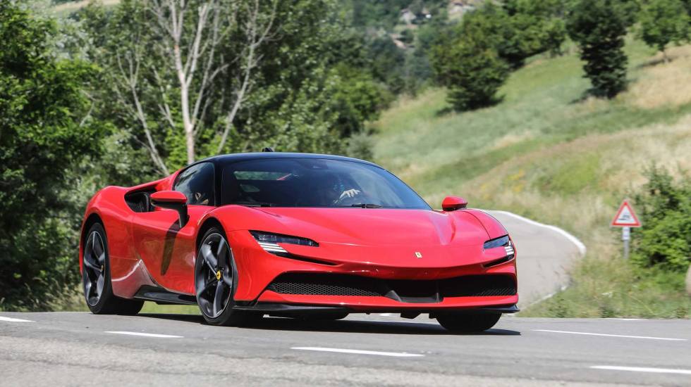Ηλεκτρική Ferrari Έρχεται το 2025 Drive